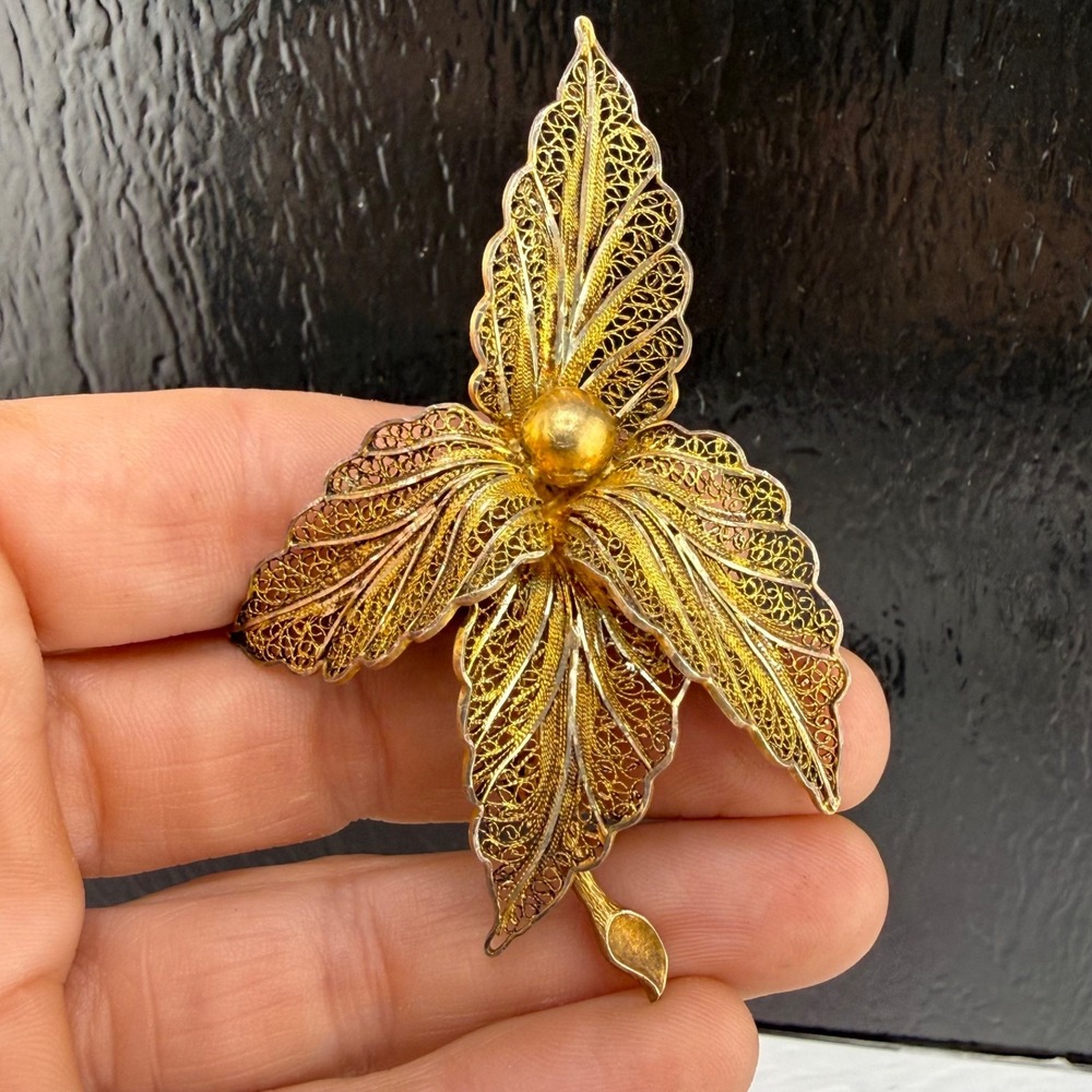 Vintage Estate Flower Brooch Gold Tone Spun Silver Filigree Delicate